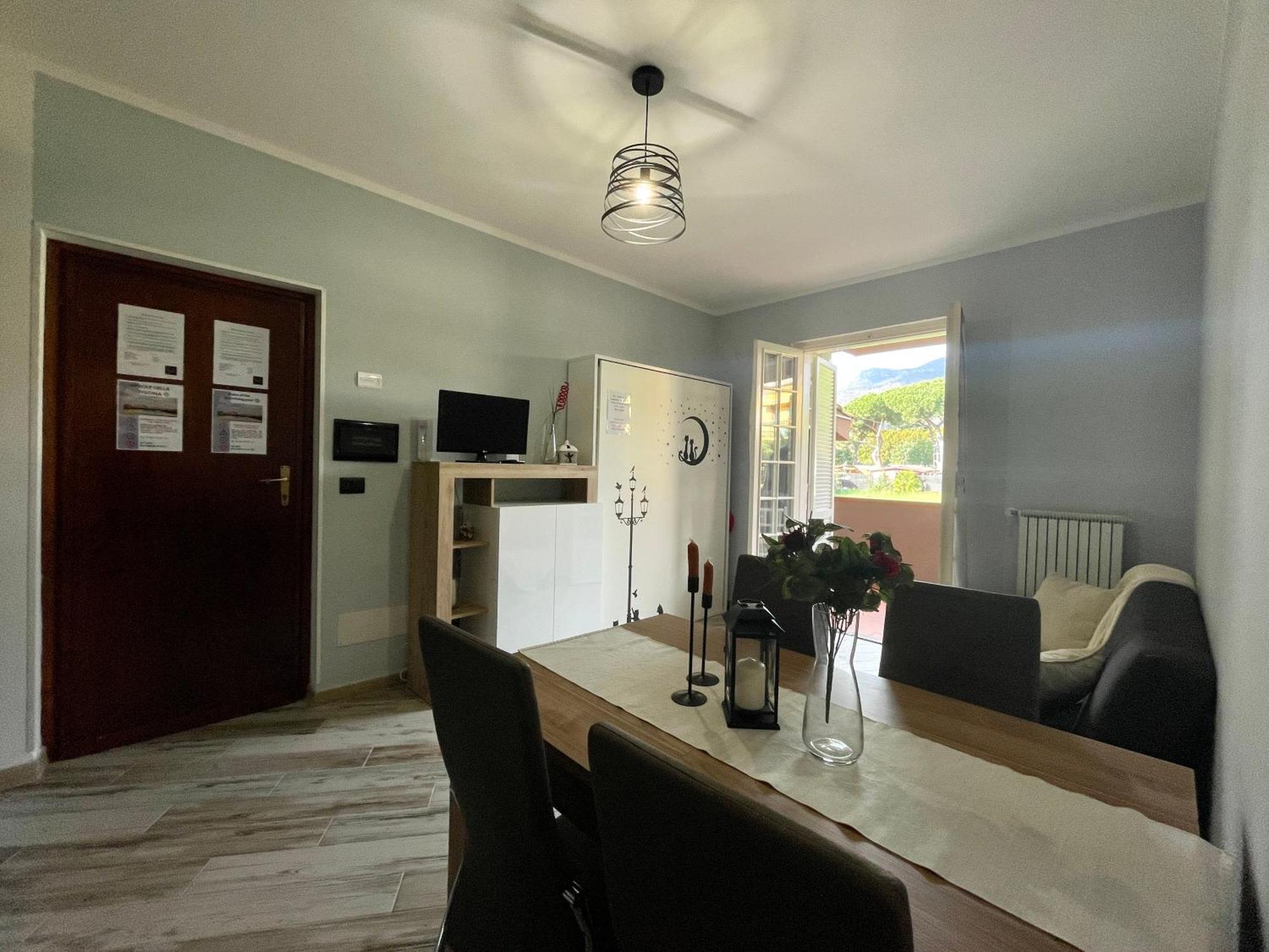 Il Gabbiano Bilocale Con Piscina, Garage E A/C. Apartment Лоано Екстериор снимка