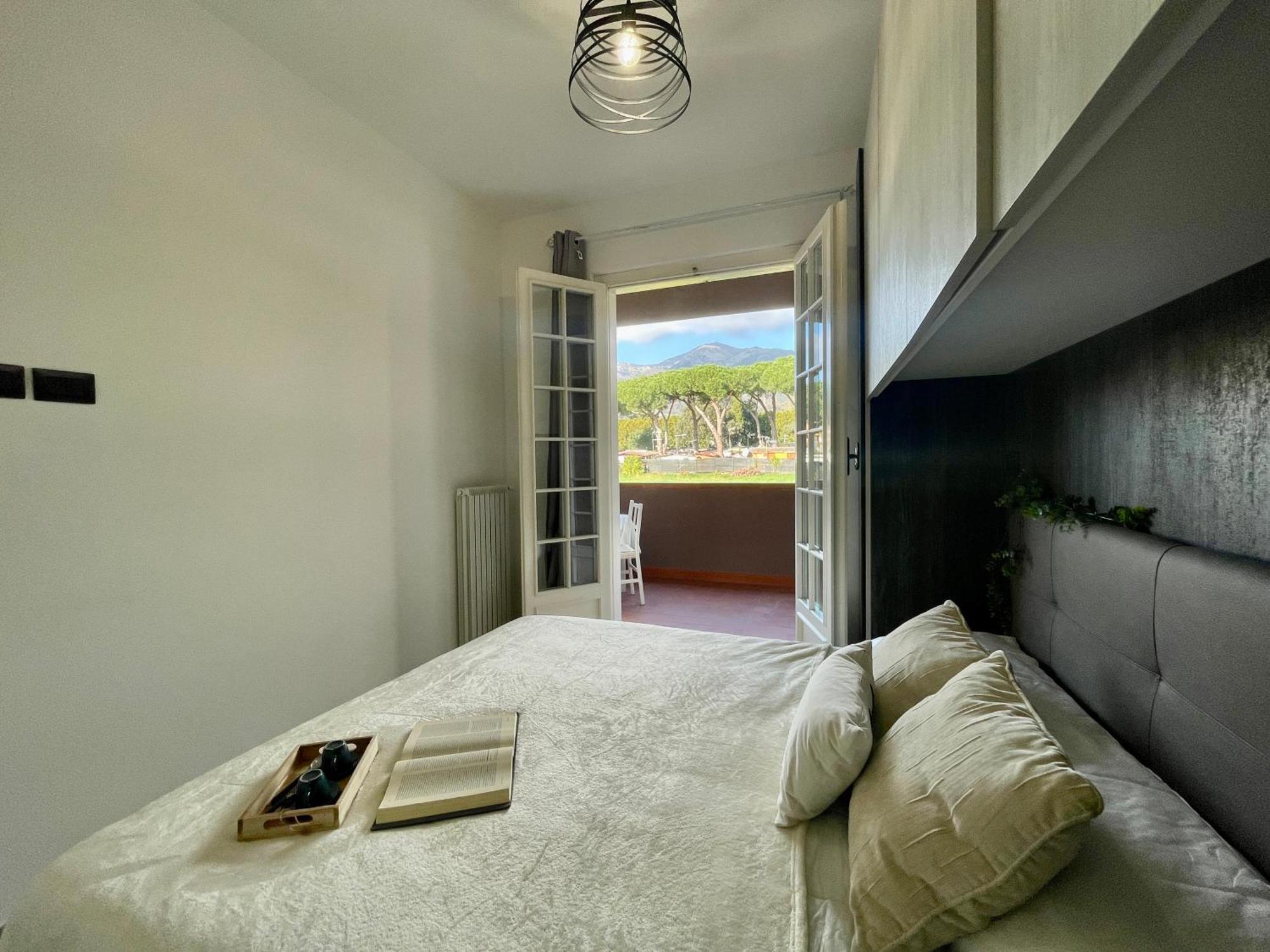 Il Gabbiano Bilocale Con Piscina, Garage E A/C. Apartment Лоано Екстериор снимка