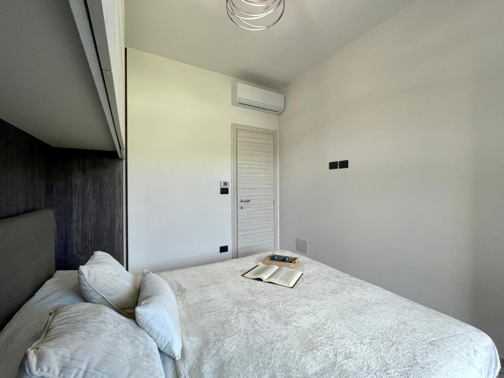 Il Gabbiano Bilocale Con Piscina, Garage E A/C. Apartment Лоано Екстериор снимка