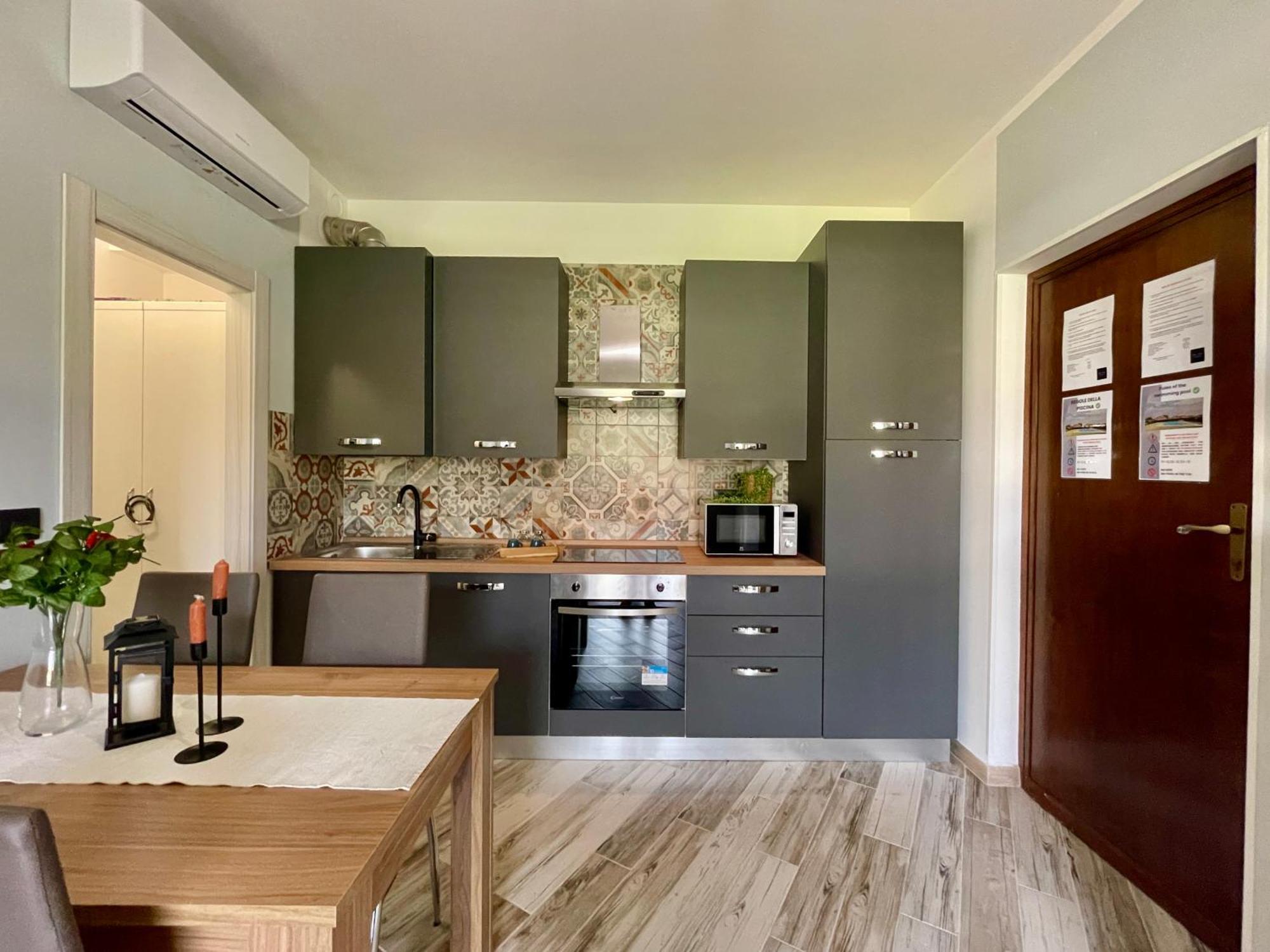 Il Gabbiano Bilocale Con Piscina, Garage E A/C. Apartment Лоано Екстериор снимка